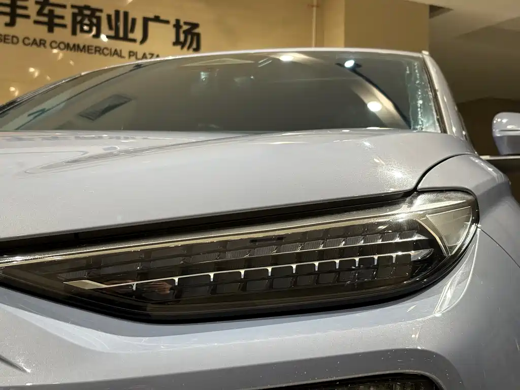Audi Q6L e-tron 2026
