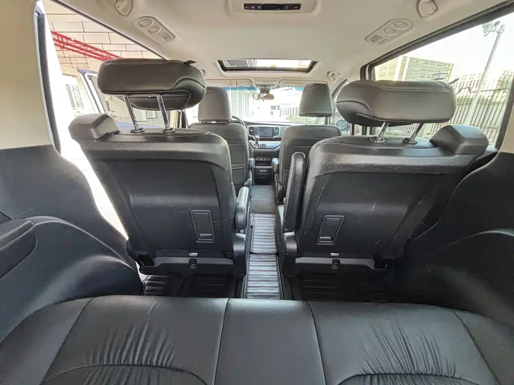 Honda Odyssey 2021 — фото 15