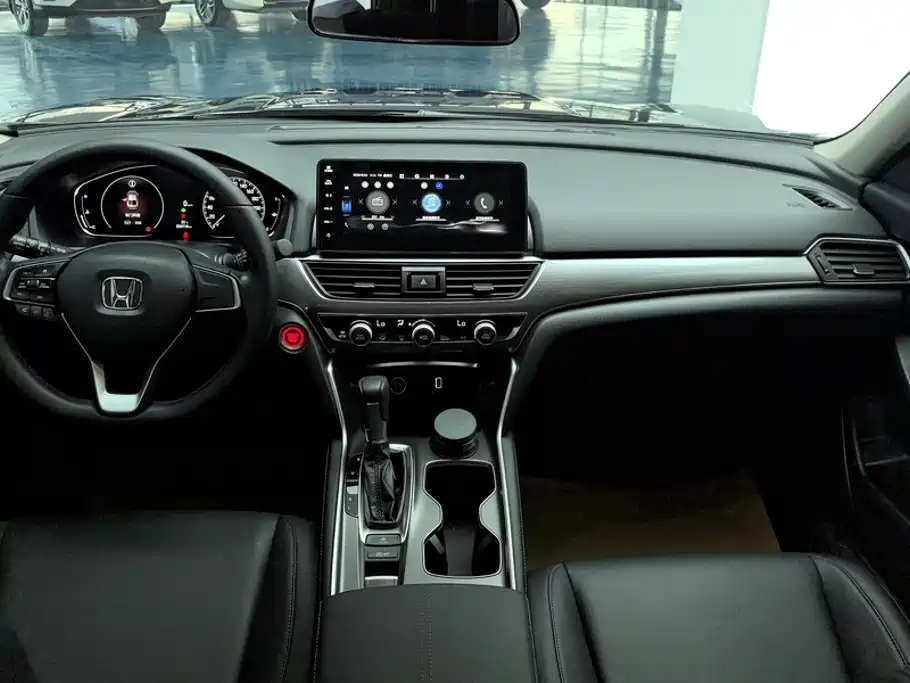 Honda Accord 2023 — фото 12