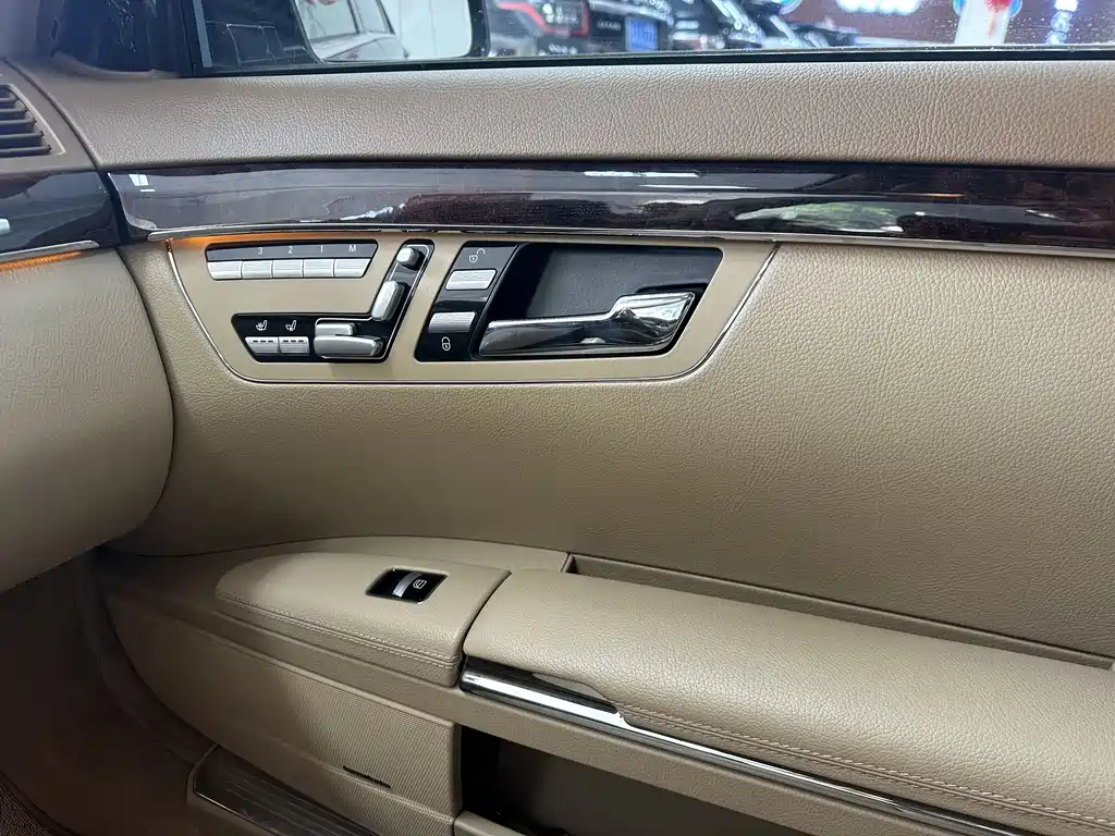 Mercedes-Benz S-Class 2012 — фото 13