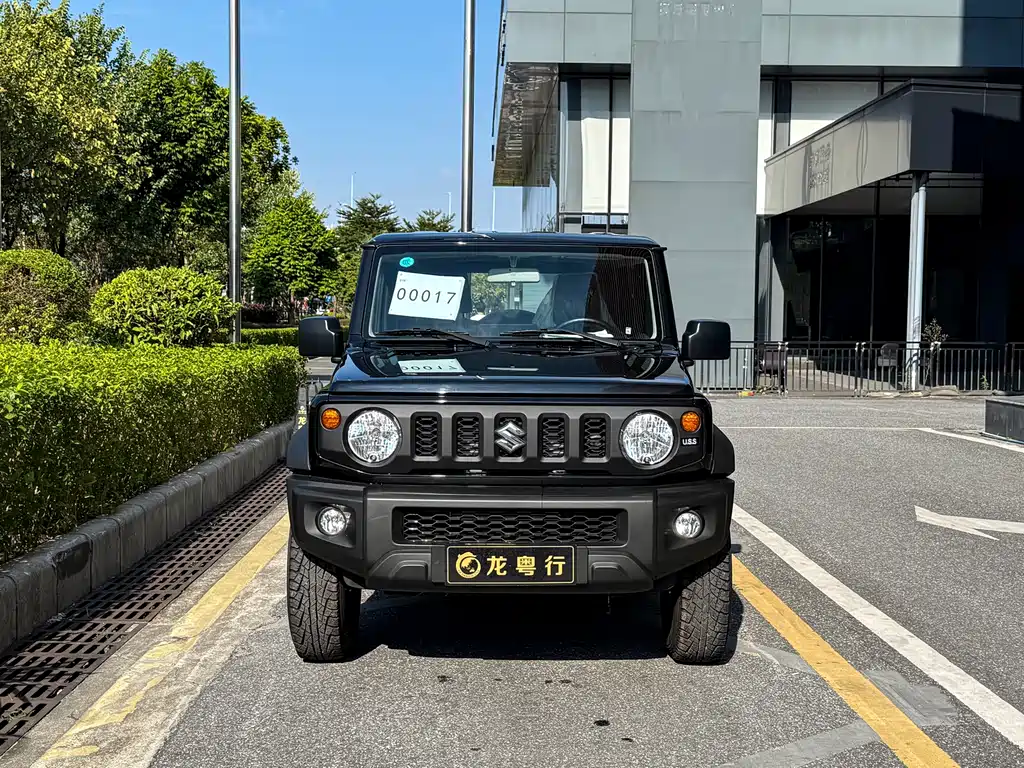 Suzuki Jimny — фото 2