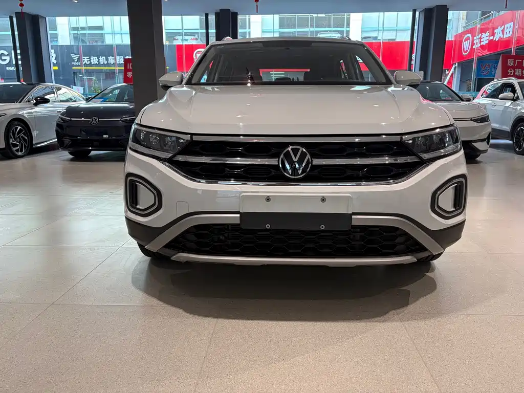 Volkswagen T-Roc 2024 — фото 2