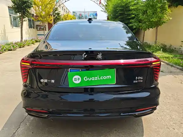 Hongqi H5 2026