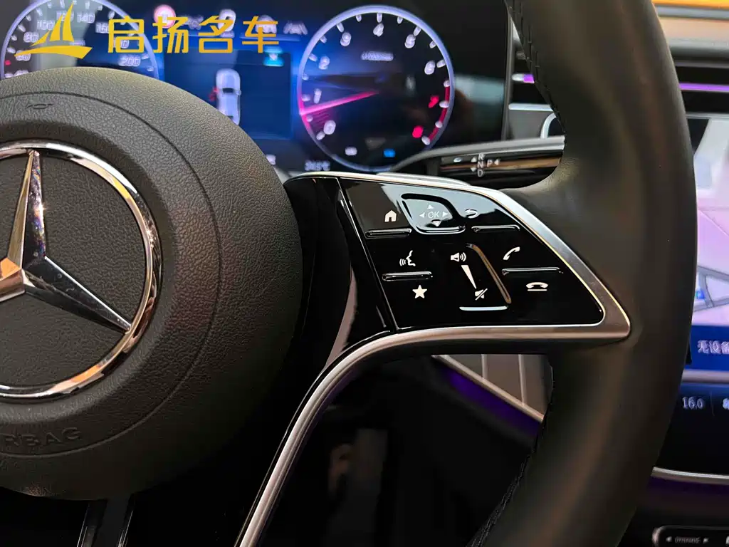 Mercedes-Benz E-Class 2025 — фото 11