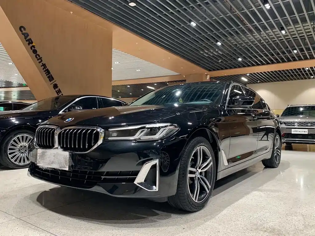 BMW 5 Series 2023