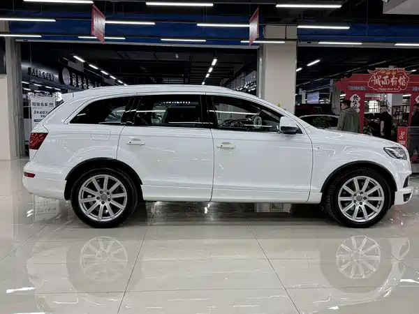 Audi Q7 2012