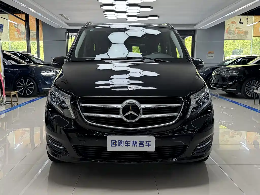 Mercedes-Benz V-Class 2020 — фото 2