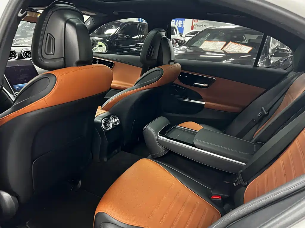Mercedes-Benz C-Class 2022 — фото 12