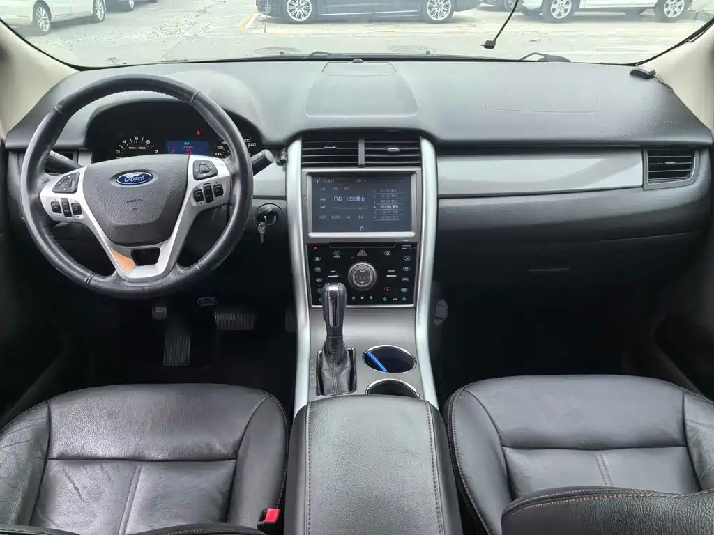 Ford Edge 2013 — фото 10
