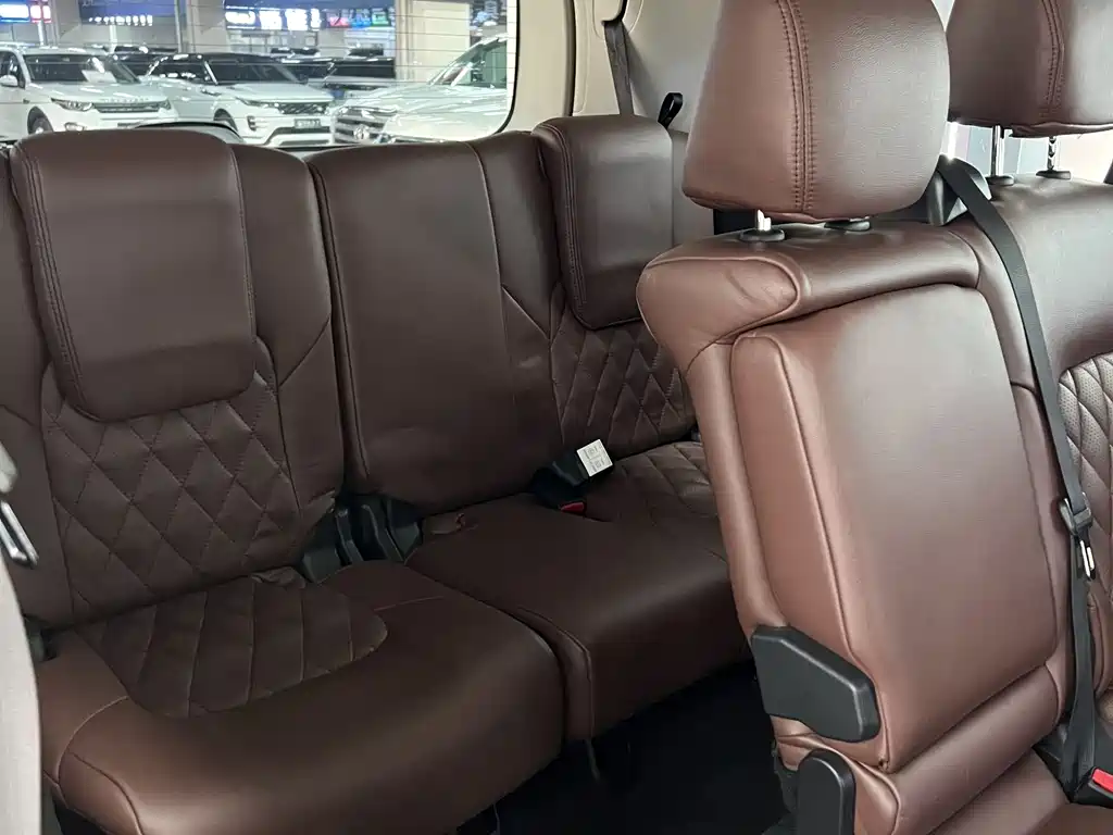 Nissan Patrol 2018 — фото 15
