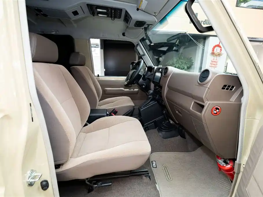 Toyota Land Cruiser 2025 — фото 10