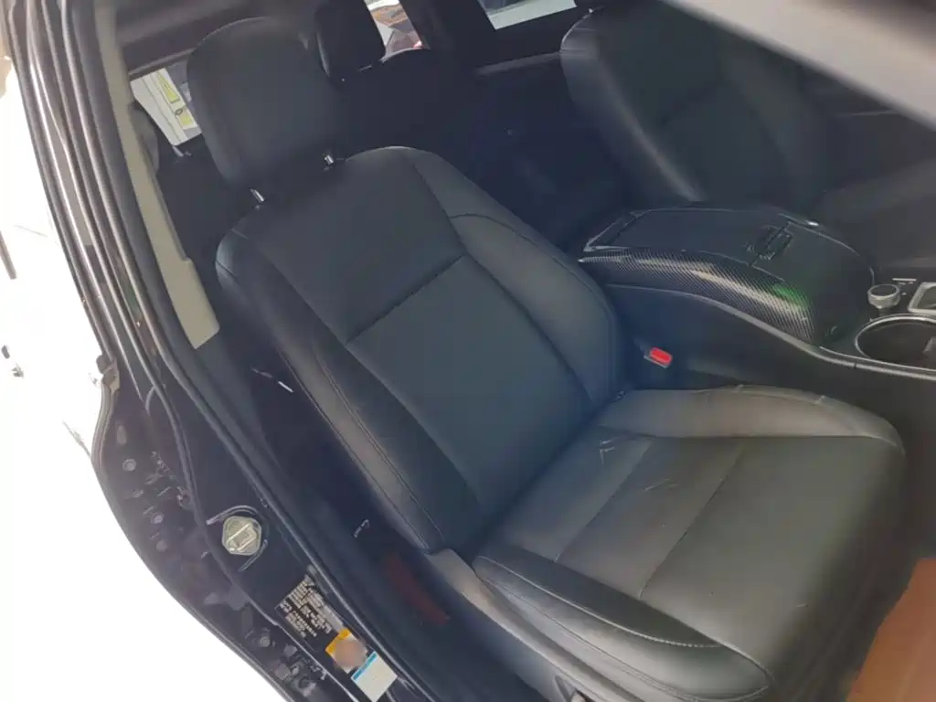 Toyota Highlander 2020 — фото 25