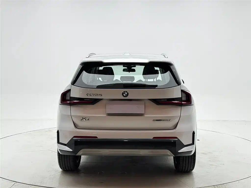 BMW X1 2023 — фото 8