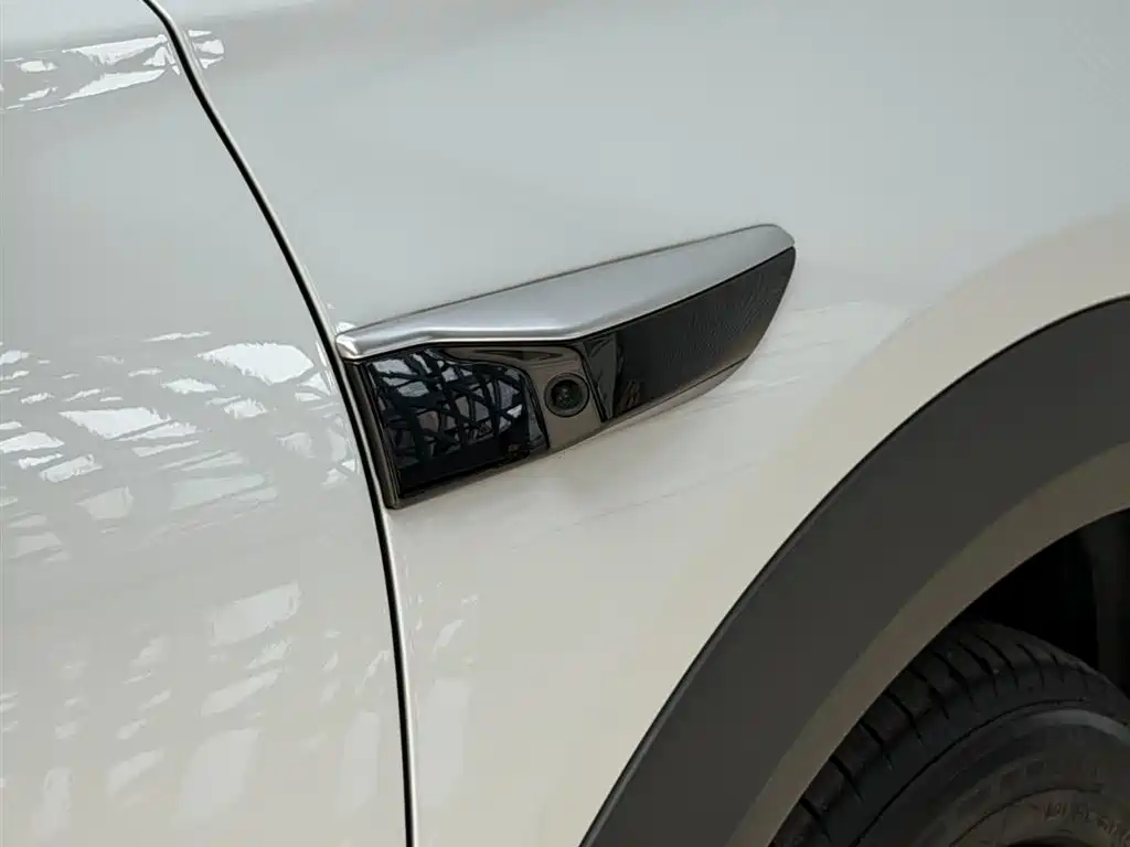 BYD Sealion 05 EV 2025 — фото 14