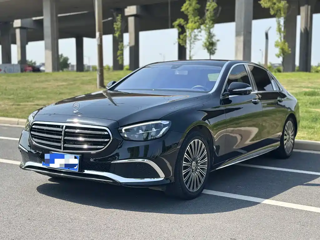 Mercedes-Benz E-Class 2018 — фото 1