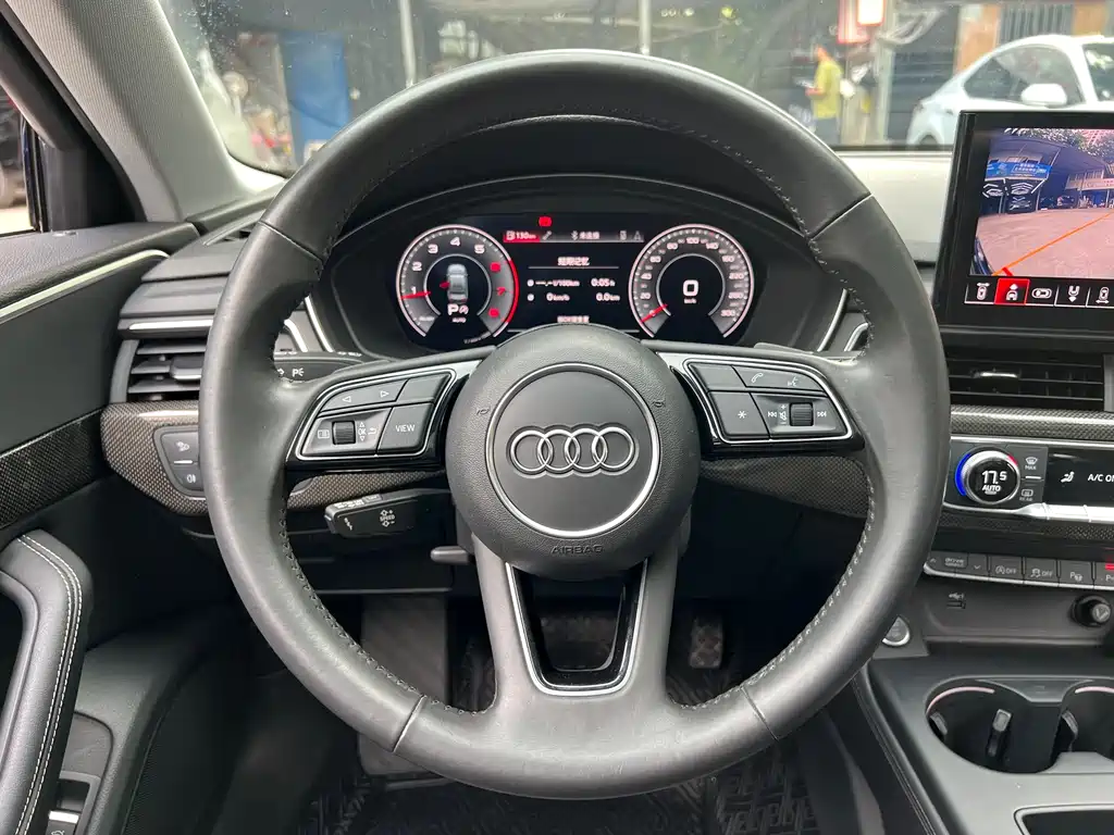Audi A4L 2020 — фото 13