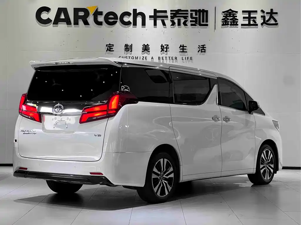 Toyota Alphard 2018 — фото 8