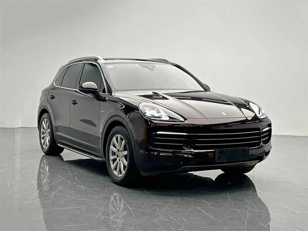Porsche Cayenne Hybrid 2019 — фото 8