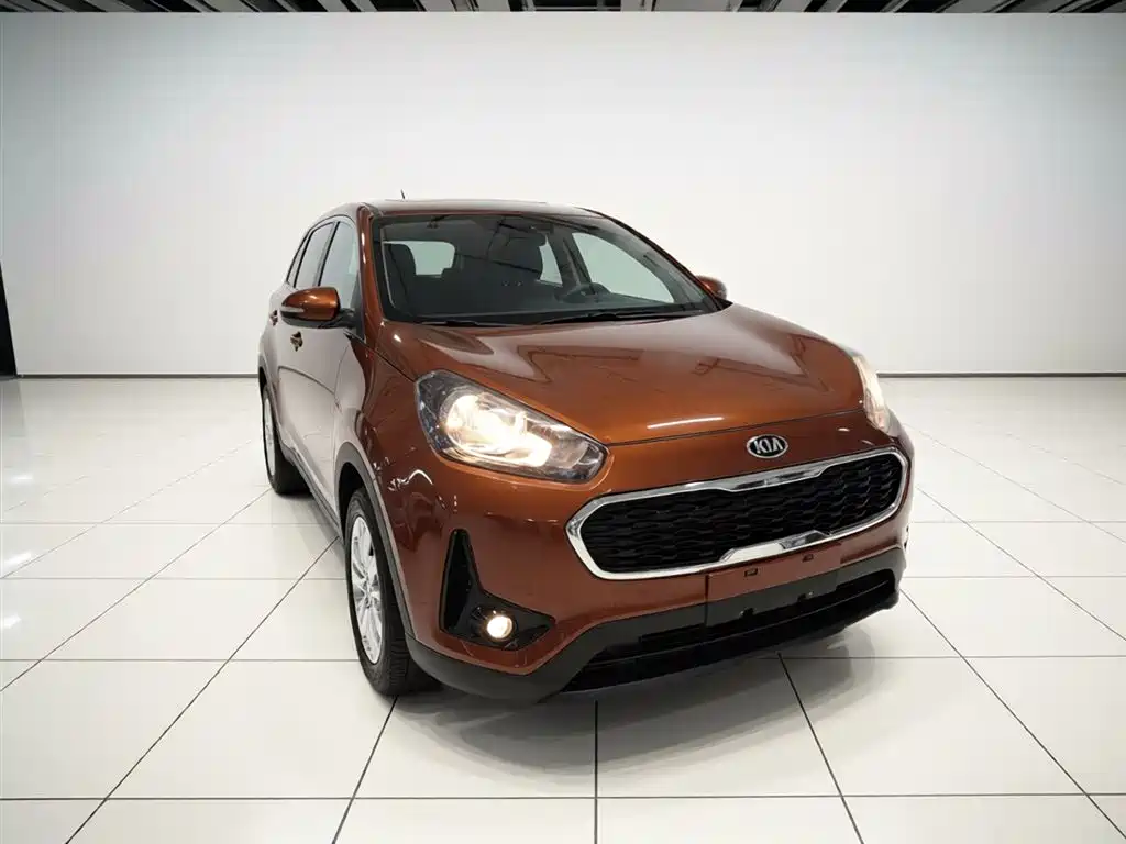 Kia KX3 2018 — фото 4