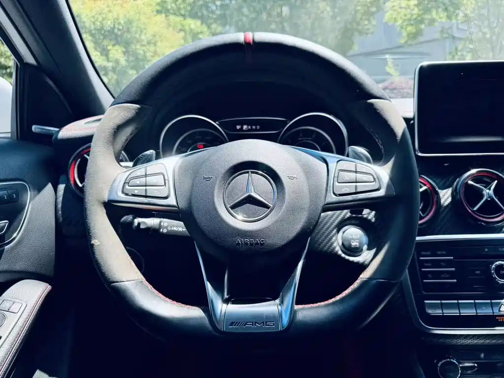 Mercedes-Benz A-Class AMG 2017 — фото 9