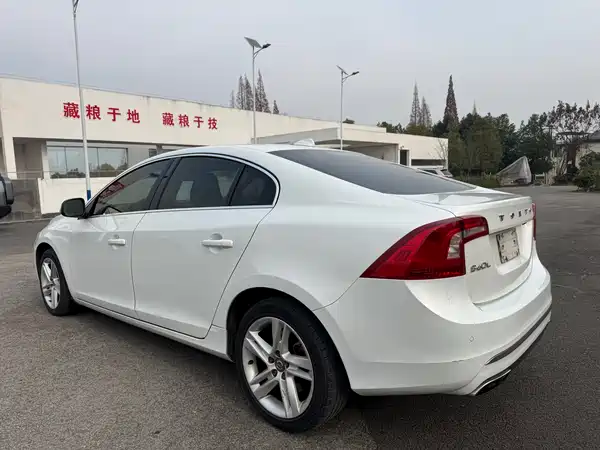 Volvo S60 2016