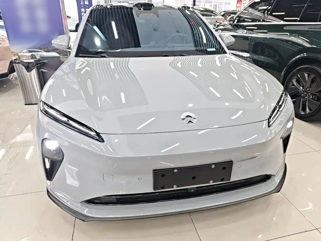 NIO ET5 2024