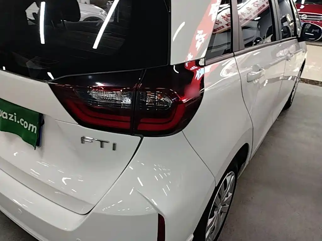 Honda Fit 2023 — фото 8