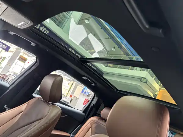 Lincoln Nautilus 2021