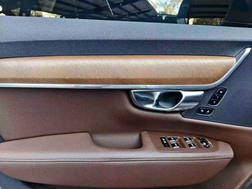 Volvo S90 PHEV 2022 — фото 17