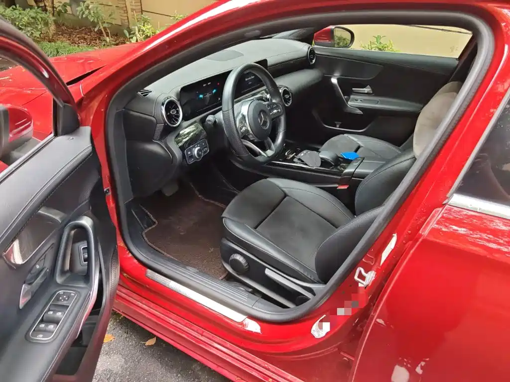 Mercedes-Benz A-Class 2020 — фото 23