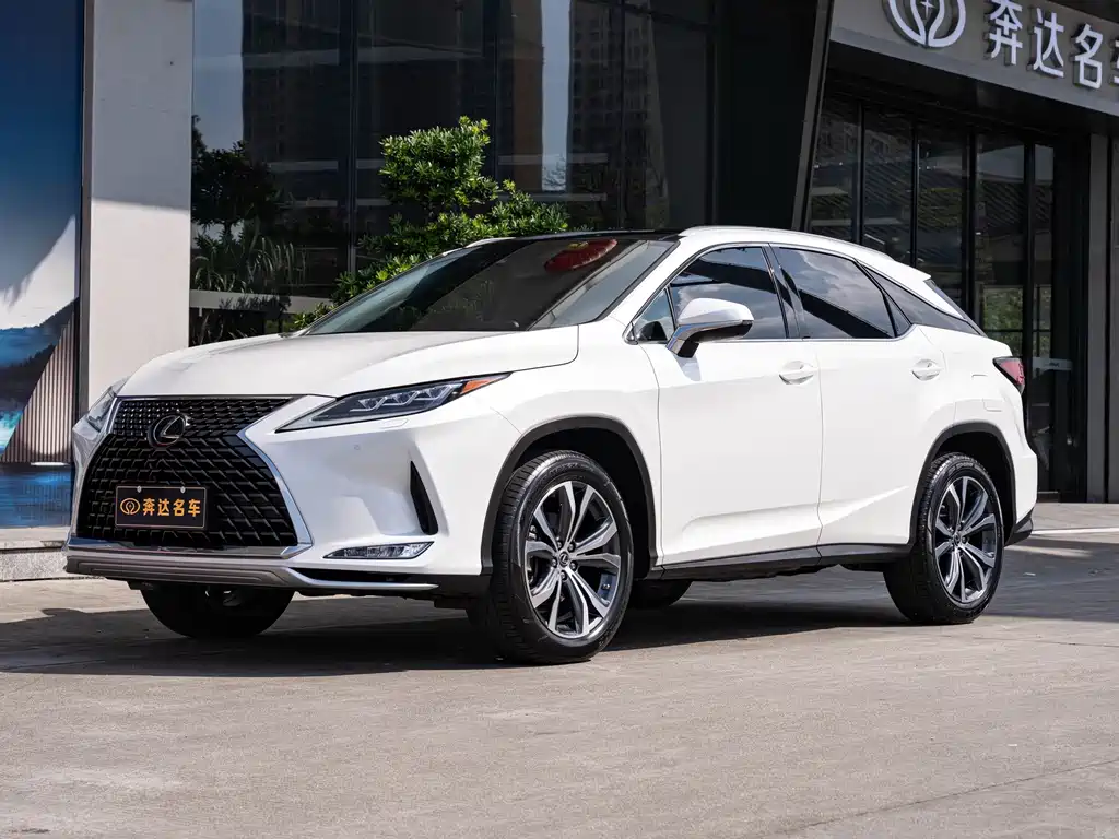 Lexus RX 2021 — фото 1