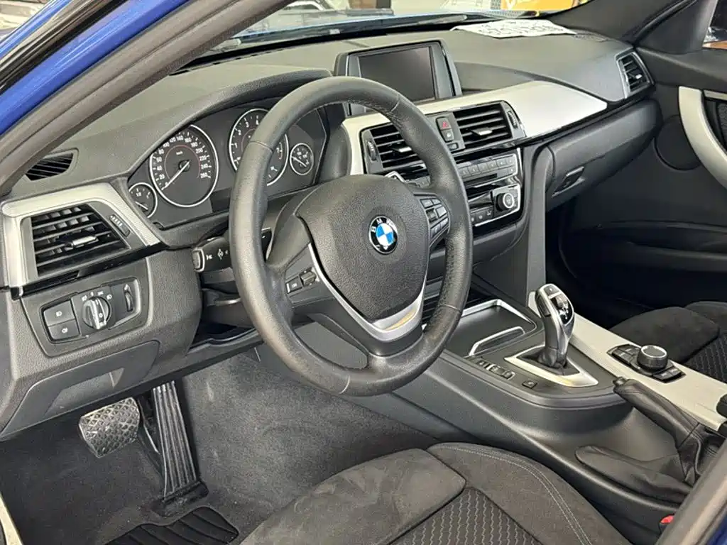 BMW 3 Series 2017