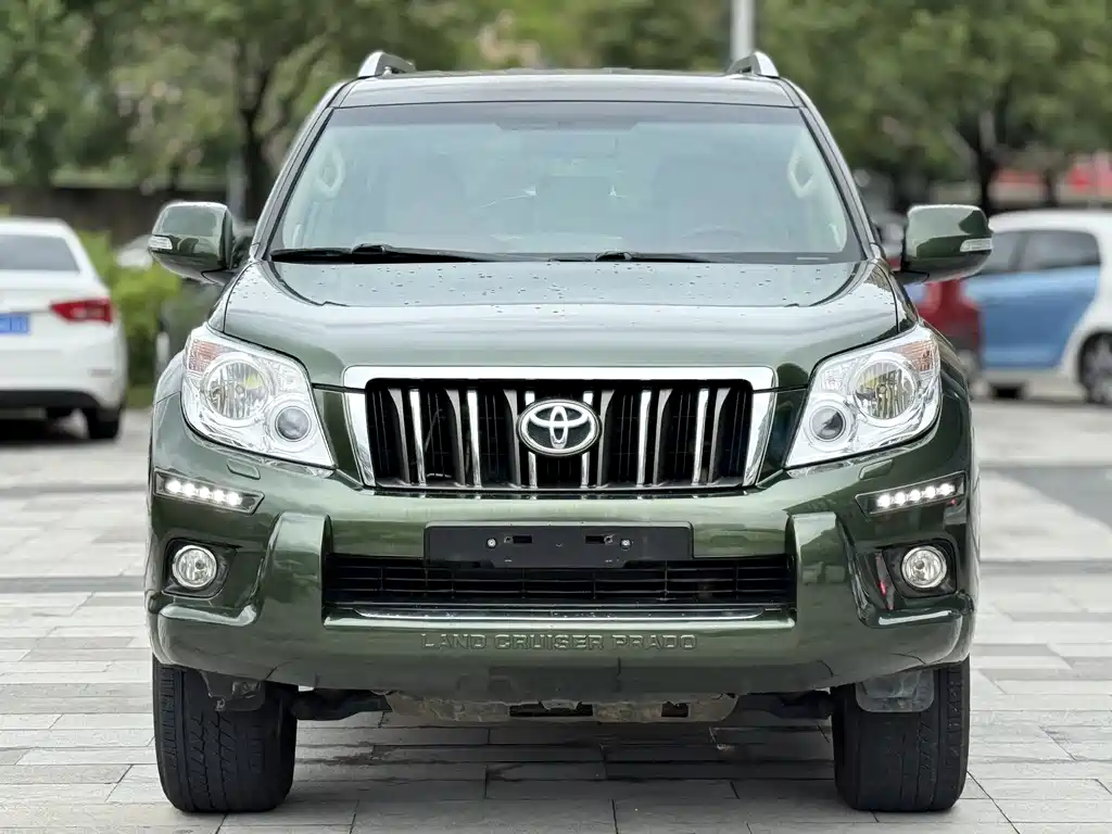Toyota Prado 2014 — фото 2