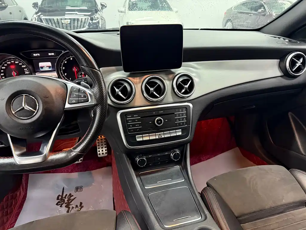 Mercedes-Benz CLA 2017 — фото 11