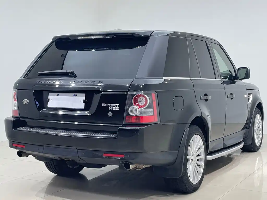 Land Rover Range Rover Sport 2011 — фото 16