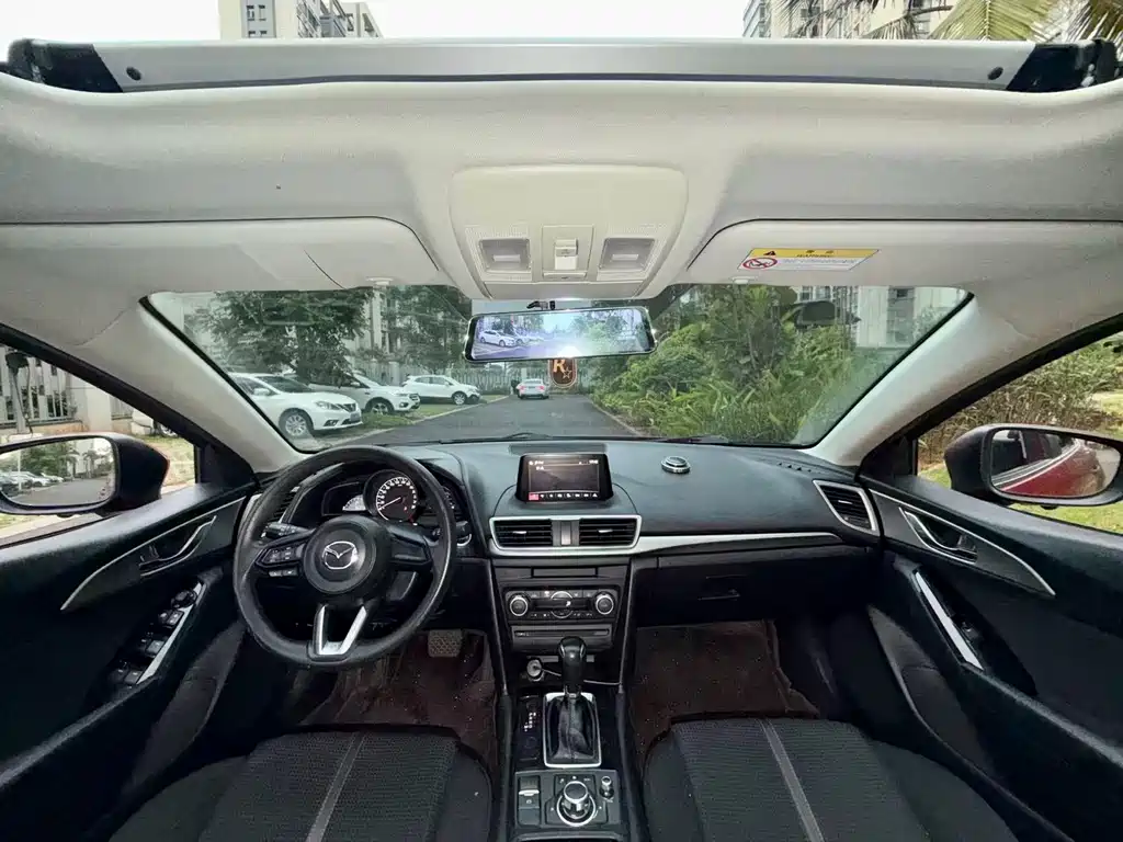 Mazda 3 Angkesela 2019 — фото 15
