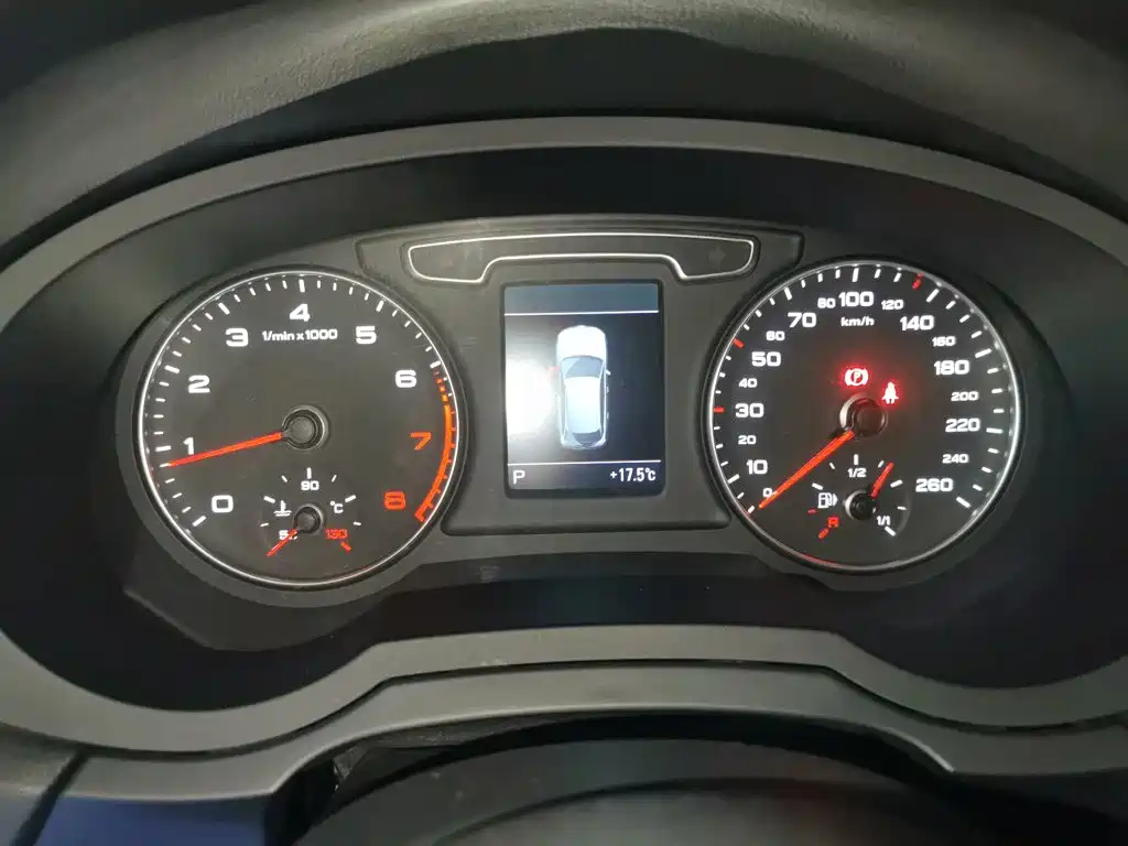 Audi Q3 2014