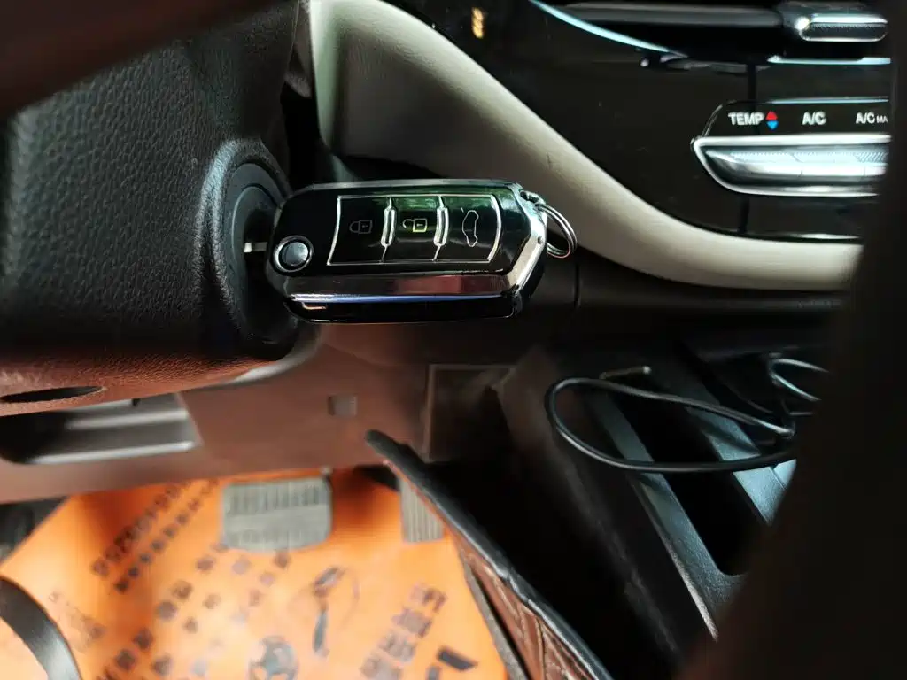 GAC Trumpchi M6 2020 — фото 17