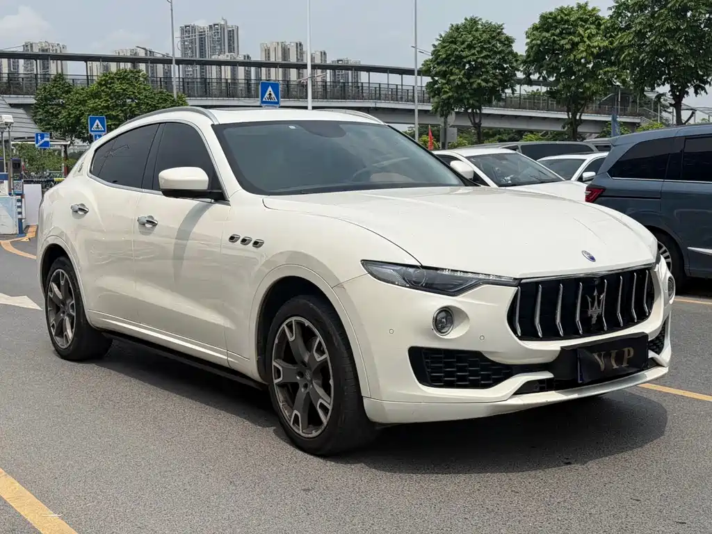 Maserati Levante 2019 — фото 3