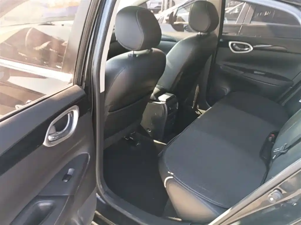 Nissan Sylphy 2018 — фото 17