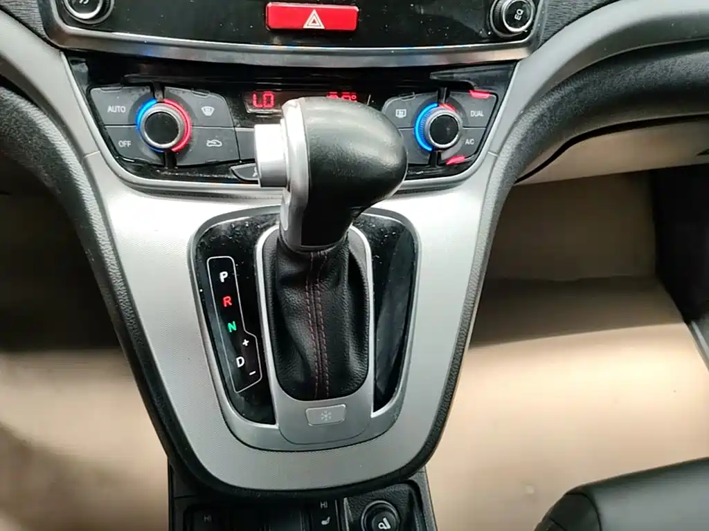 Haval H6 2015 — фото 14