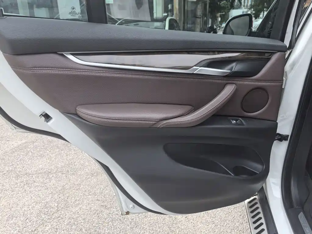 BMW X5 2018 — фото 15