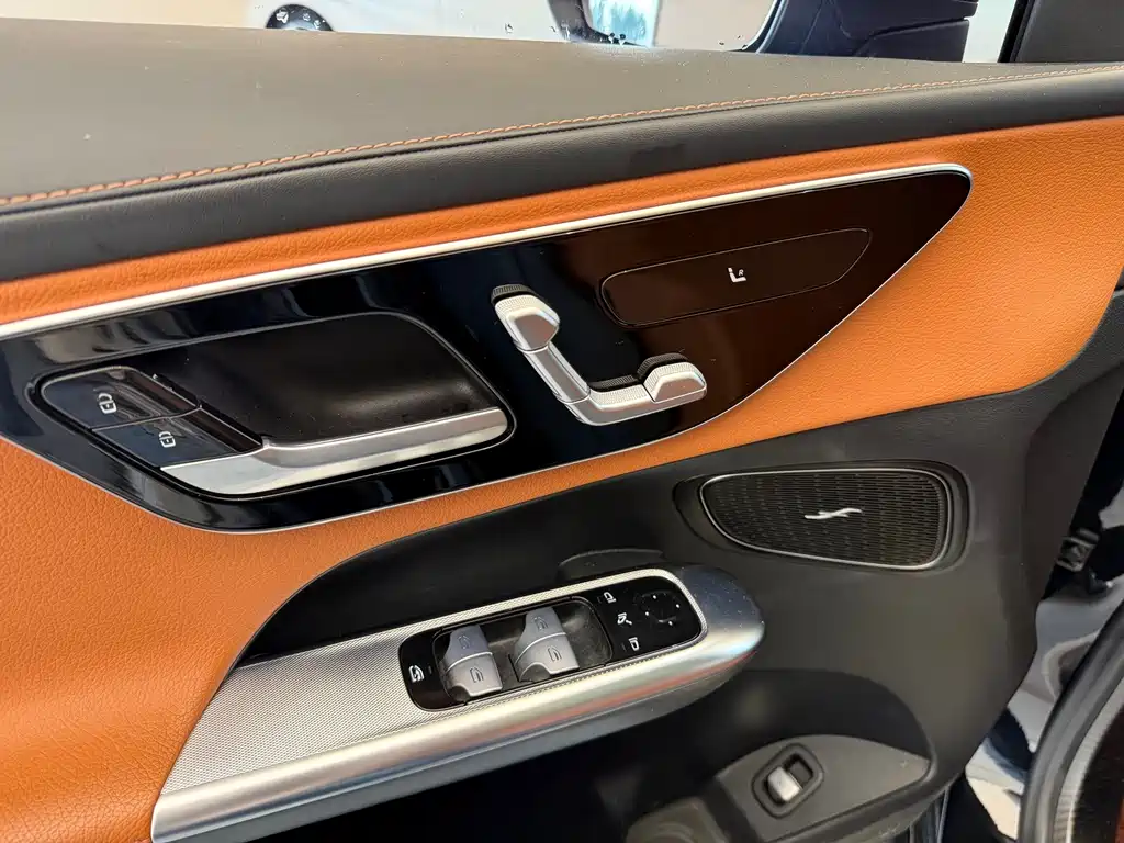 Mercedes-Benz GLC 2023 — фото 17
