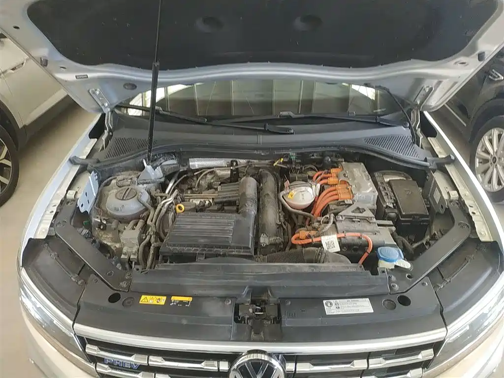 Volkswagen Tiguan L New Energy 2021 — фото 20