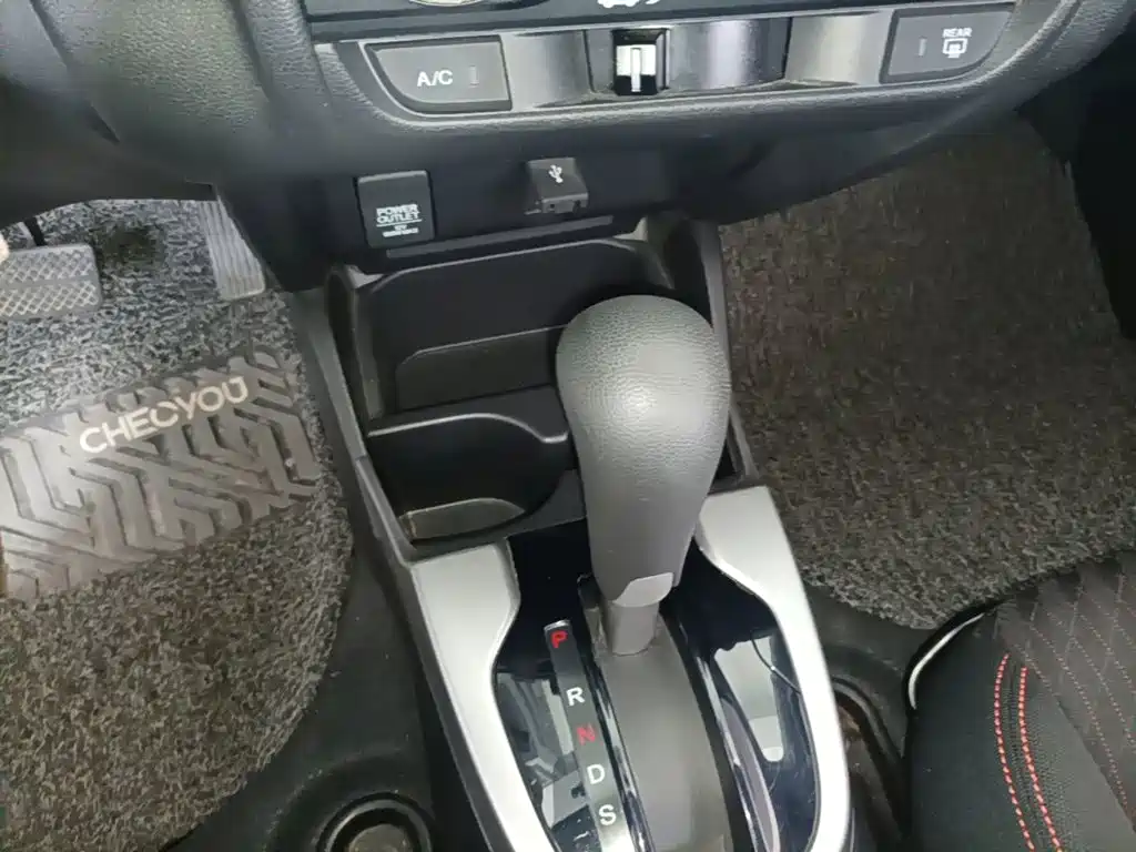 Honda Fit 2018 — фото 14