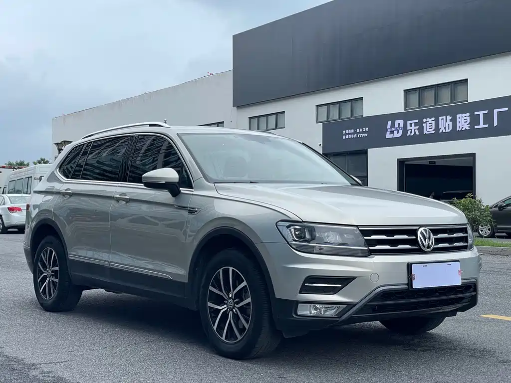 Volkswagen Tiguan L 2018