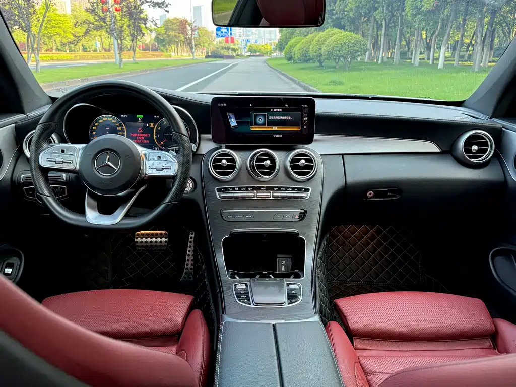 Mercedes-Benz C-Class 2019 — фото 7