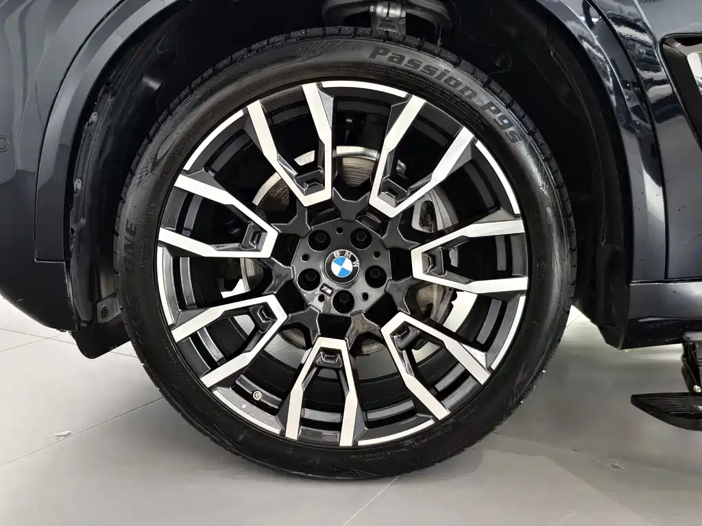 BMW X5 2024 — фото 17