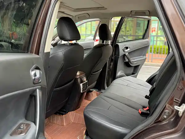 GAC Trumpchi GS5 Super 2015