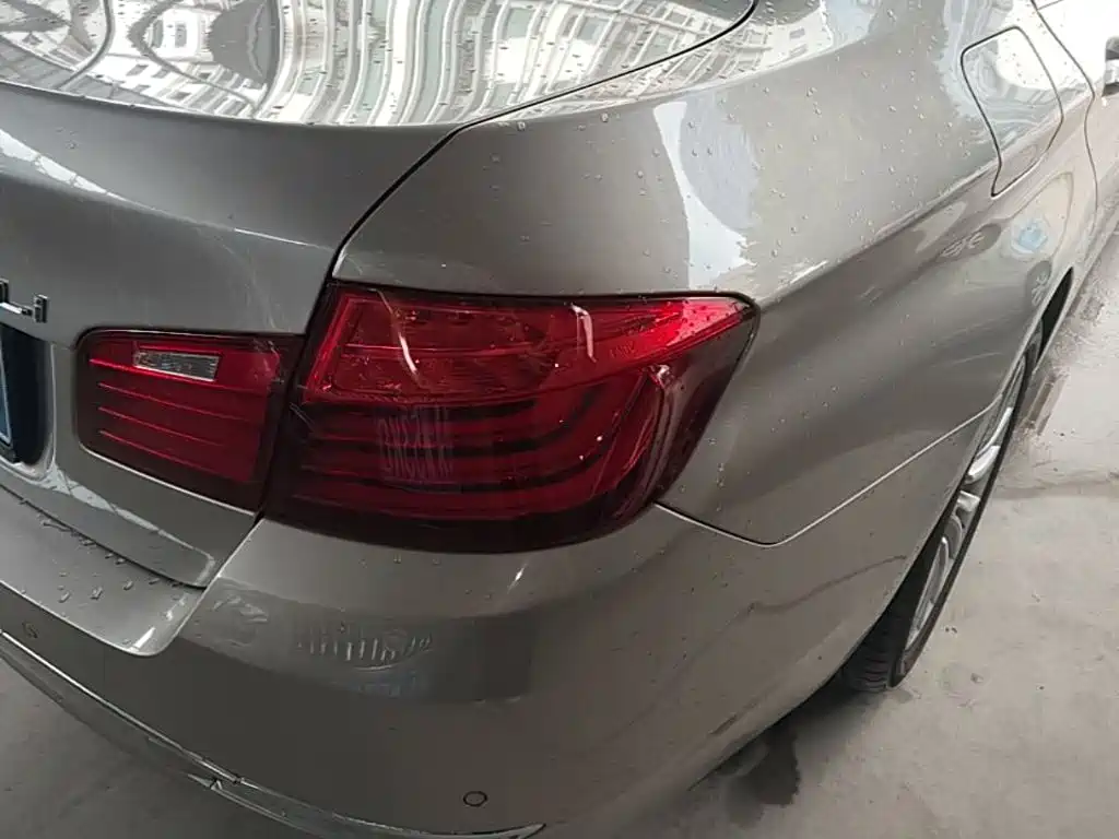 BMW 5 Series 2015 — фото 8